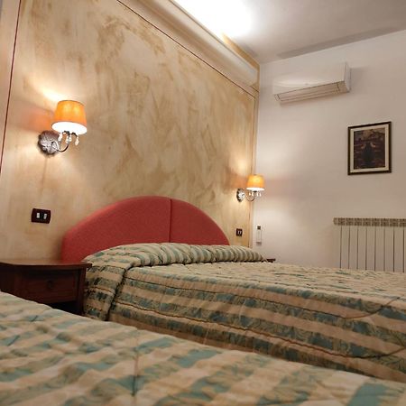 Hotel Ristorante Da Carlos Santa Maria Giudice Exteriér fotografie