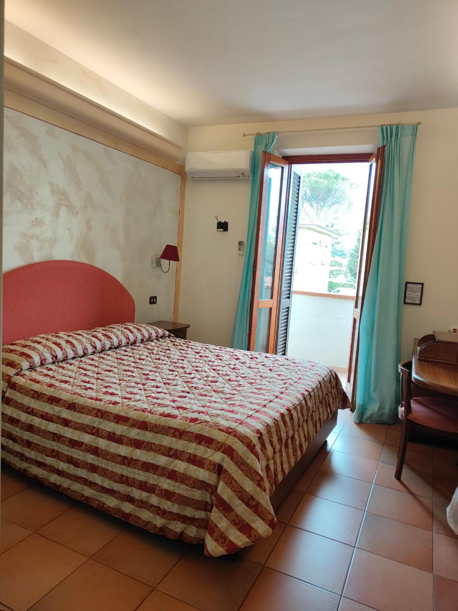 Hotel Ristorante Da Carlos Santa Maria Giudice Exteriér fotografie